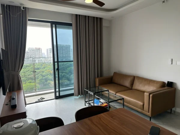 Bán hoặc cho thuê Cardinal Court